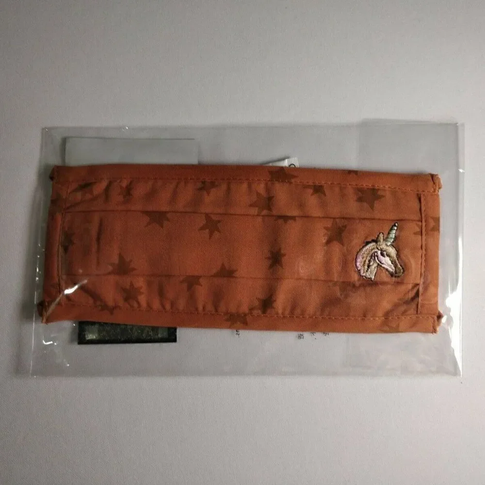 NWT COACH Uni Face Mask With Star Print C2397
